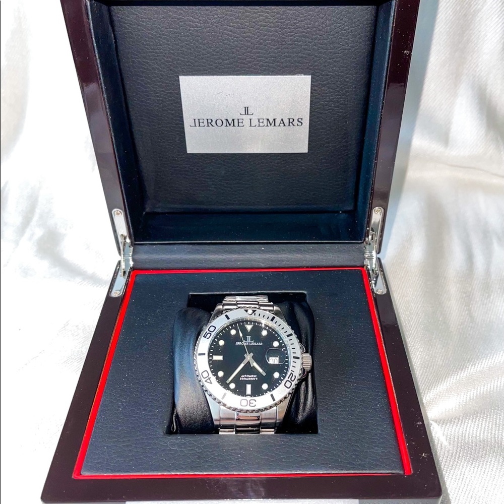 NWT Jerome Lemars Rodin Collection - Black
